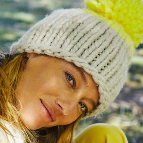 NWT Free People Cozy Up Color Block Pom Beanie - Picture 2 of 5